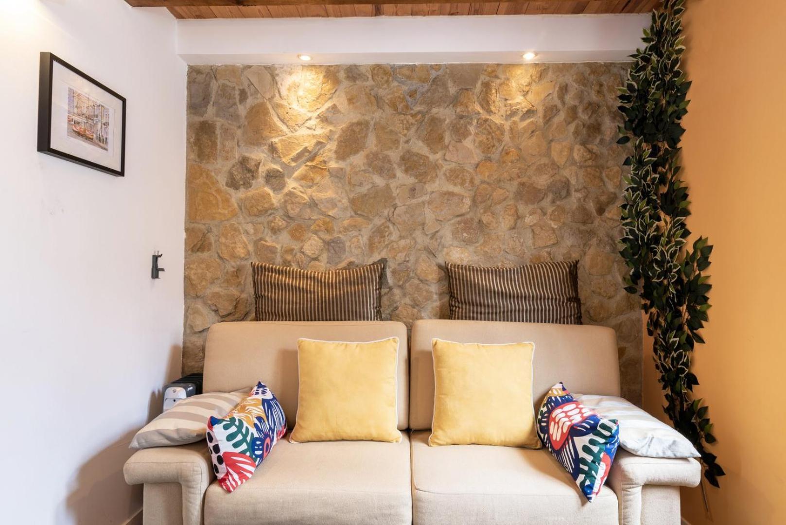 Guestready - Fantastic Rustic Duplex With Terrace Apartment Lisbon Bagian luar foto