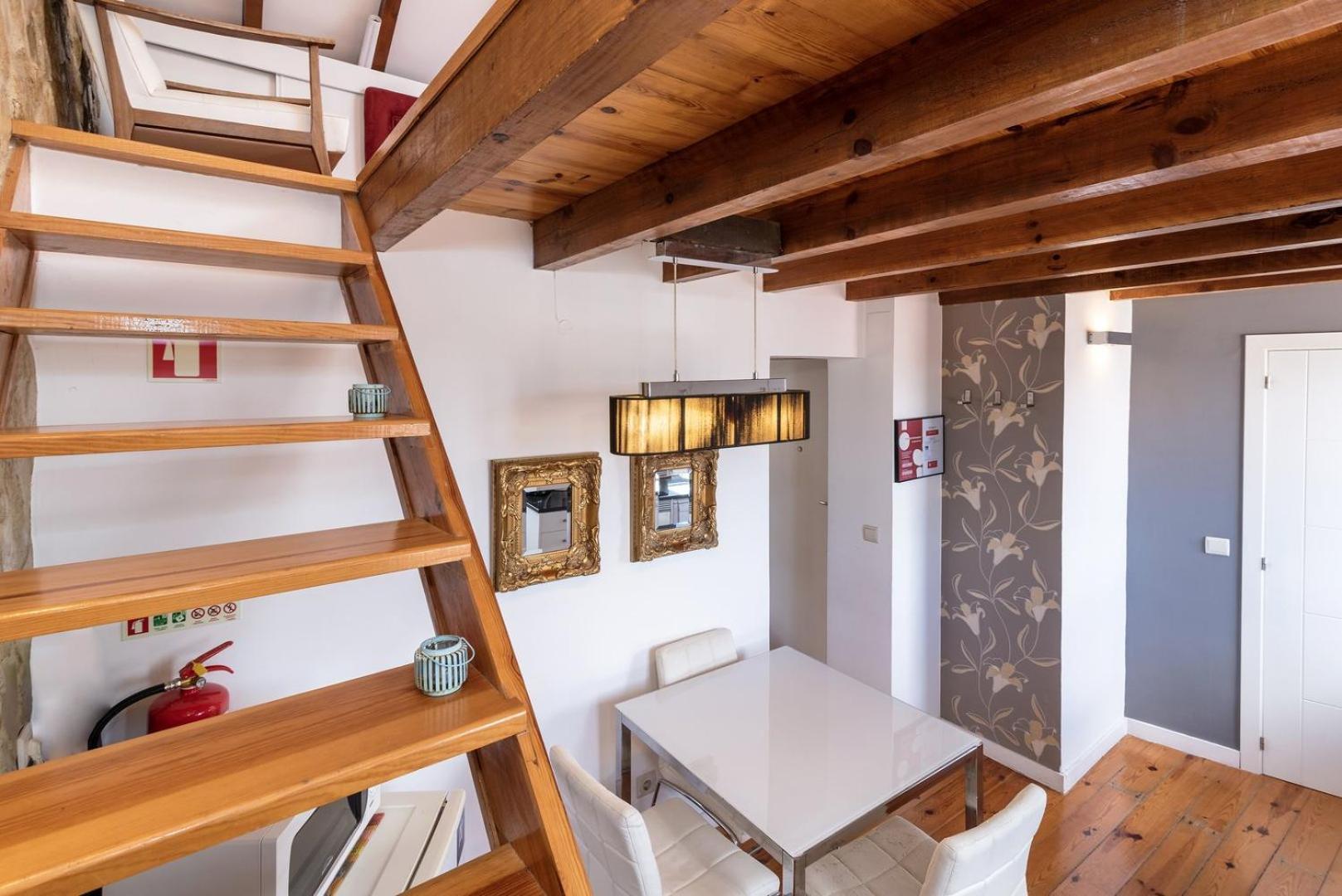 Guestready - Fantastic Rustic Duplex With Terrace Apartment Lisbon Bagian luar foto